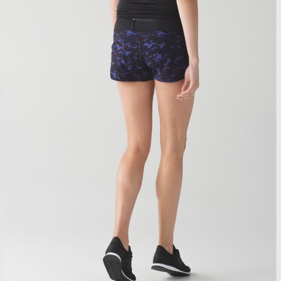 Lululemon Speed Short Mini Hounds Camo Emperor Blue Black/Black Size 4 - Picture 1 of 7